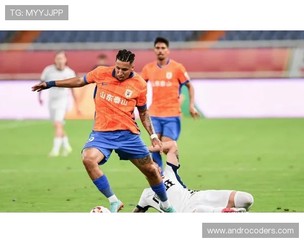 内部危机！山东泰山战术体系面临崩塌，泰山球迷该不该为争冠前景担忧？